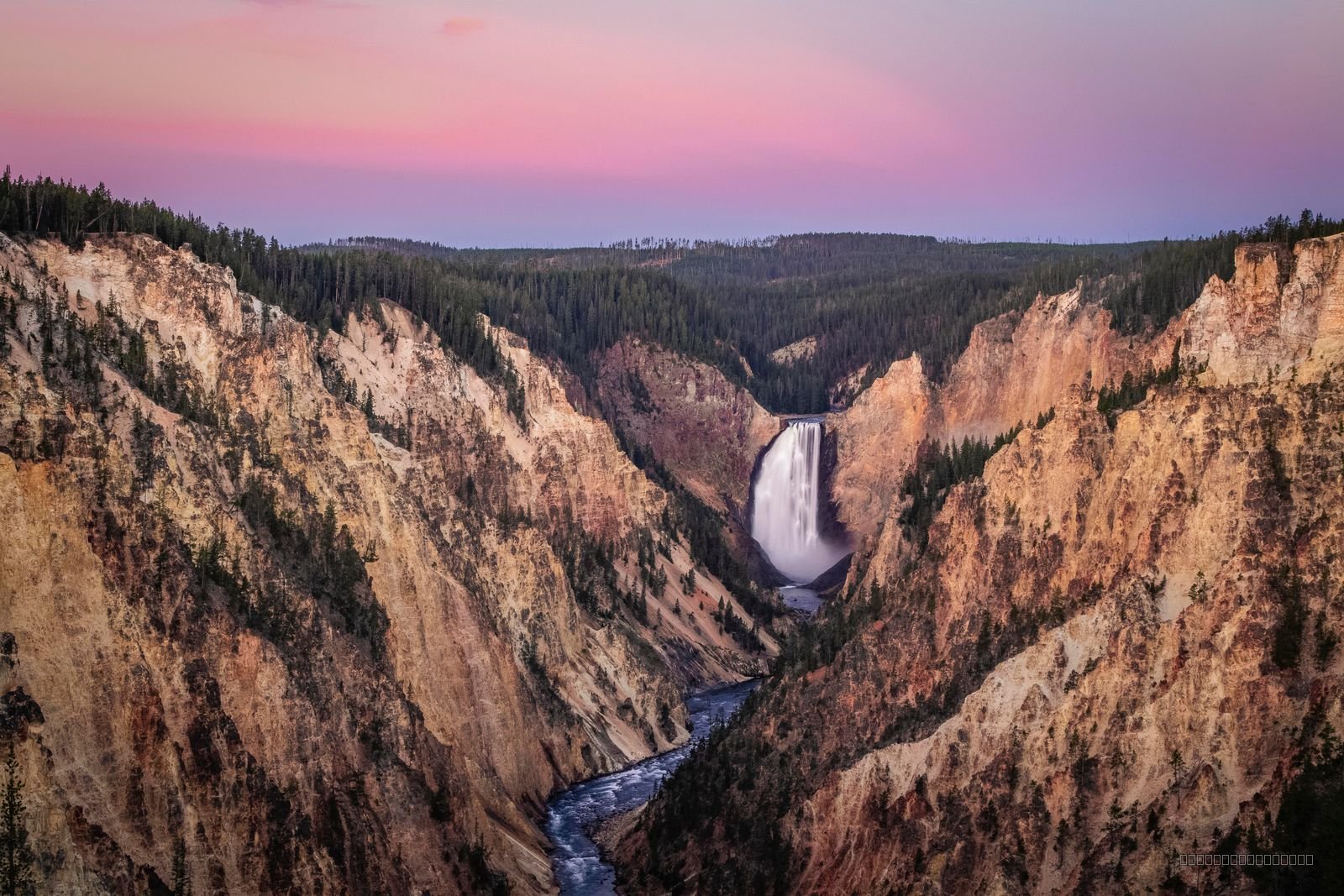 Yellowstone Canyon - Pano
